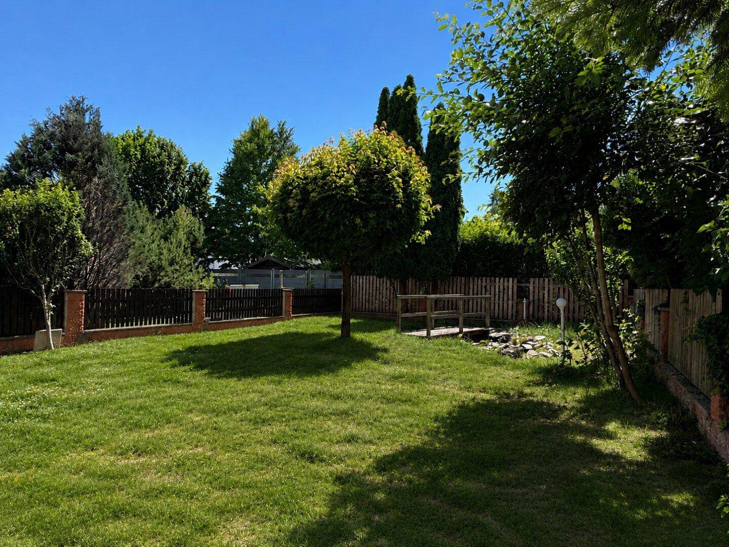 Reihenhaus – Garage | Terrasse | Garten | Teich | Keller I Neue Heizung! - Ansicht 3