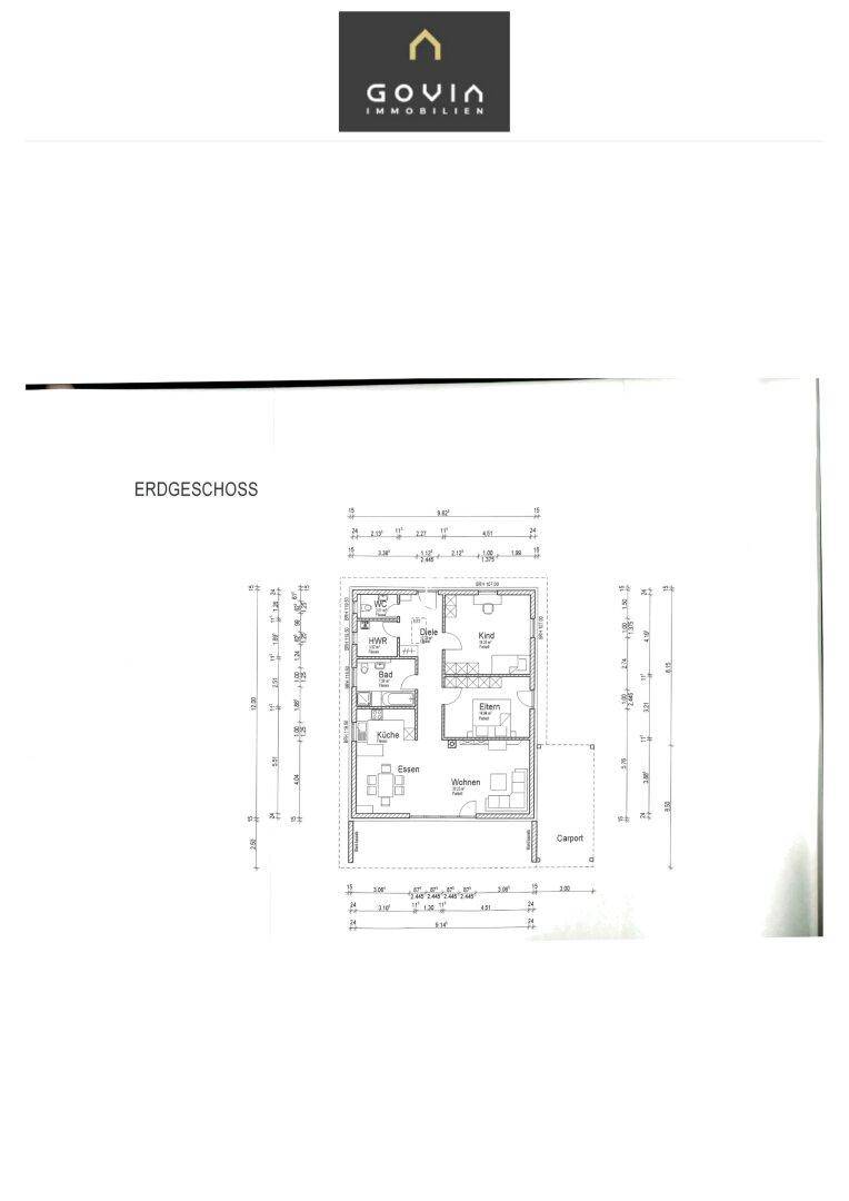 Grundriss des Erdgeschosses mit Raumaufteilung für Wohnen, Essen, Küche und Schlafzimmer.