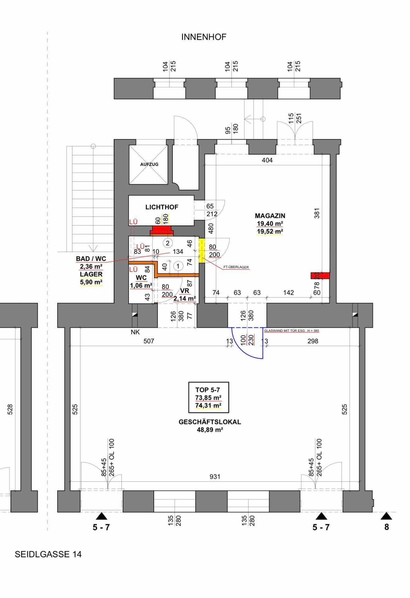 Detaillierter Grundriss einer Geschäftsfläche mit Lager, Bad und WC im Erdgeschoss.