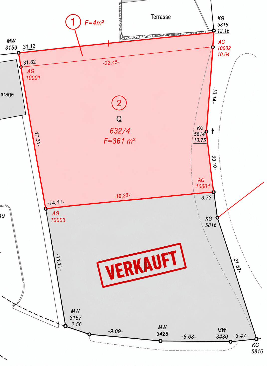 Grundstücksplan mit eingezeichneter Parzelle, angrenzender Terrasse und Garage.