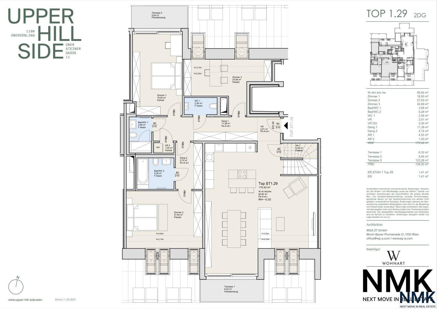 Detaillierter Grundriss einer Wohnung mit drei Schlafzimmern und mehreren Terrassen.