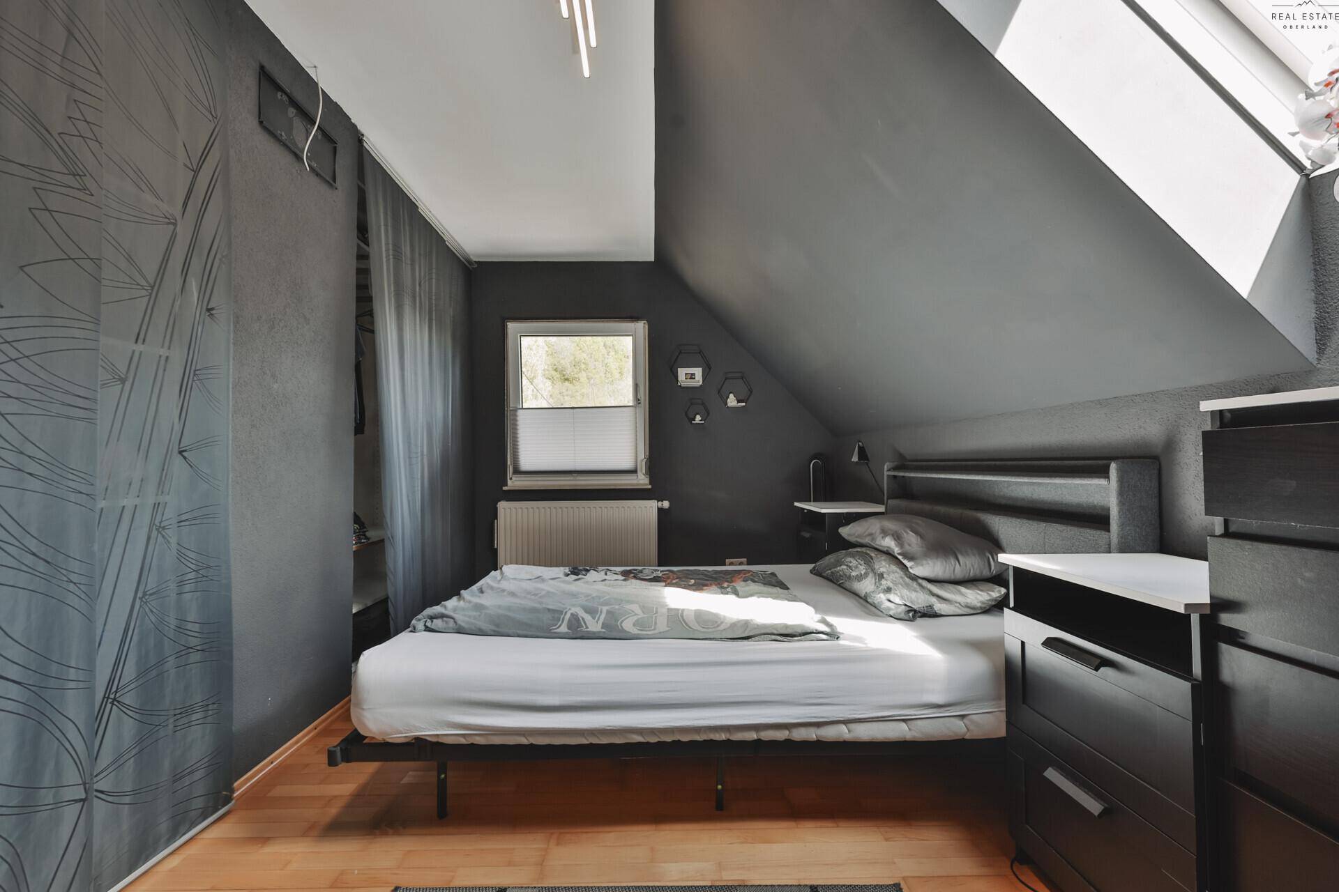 Schlafzimmer 2