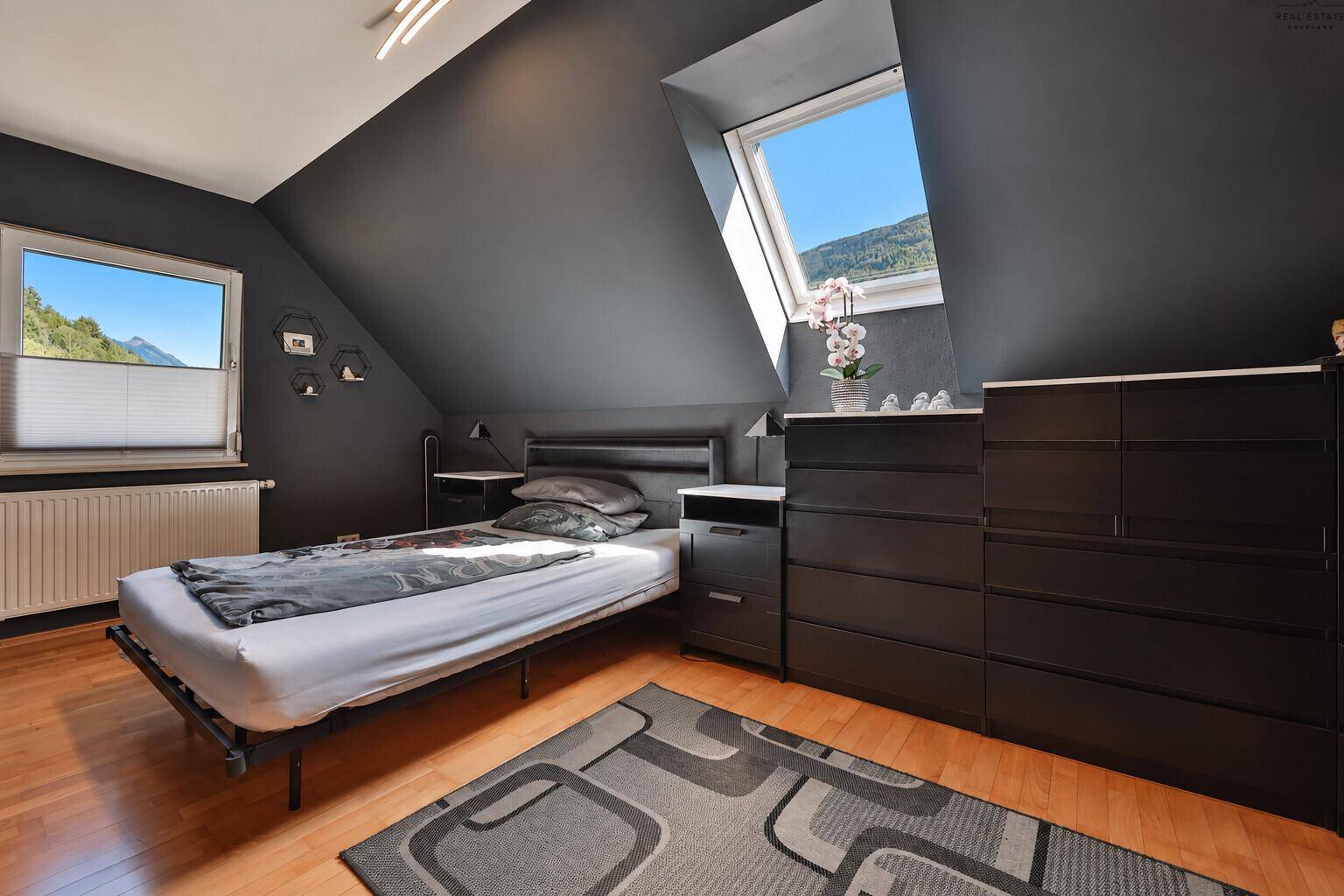 Schlafzimmer 2