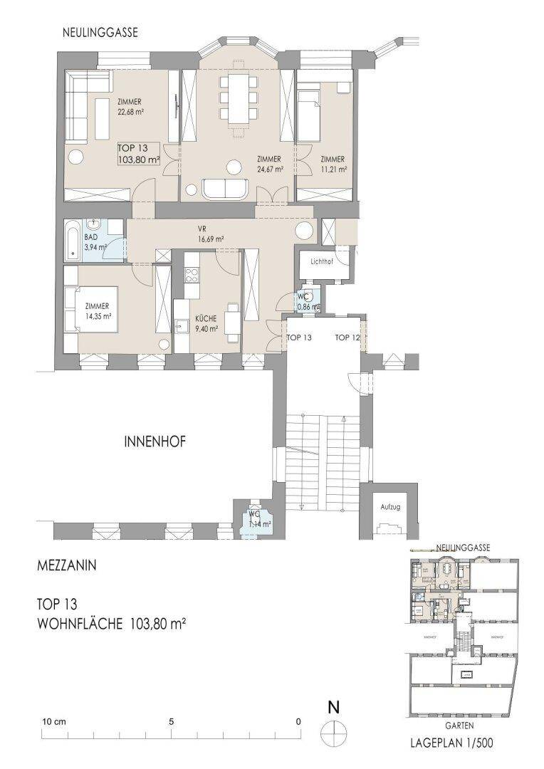 Grundriss der Mezzanin-Wohnung Top 13 mit 103,80 m² Wohnfläche und Innenhofblick.