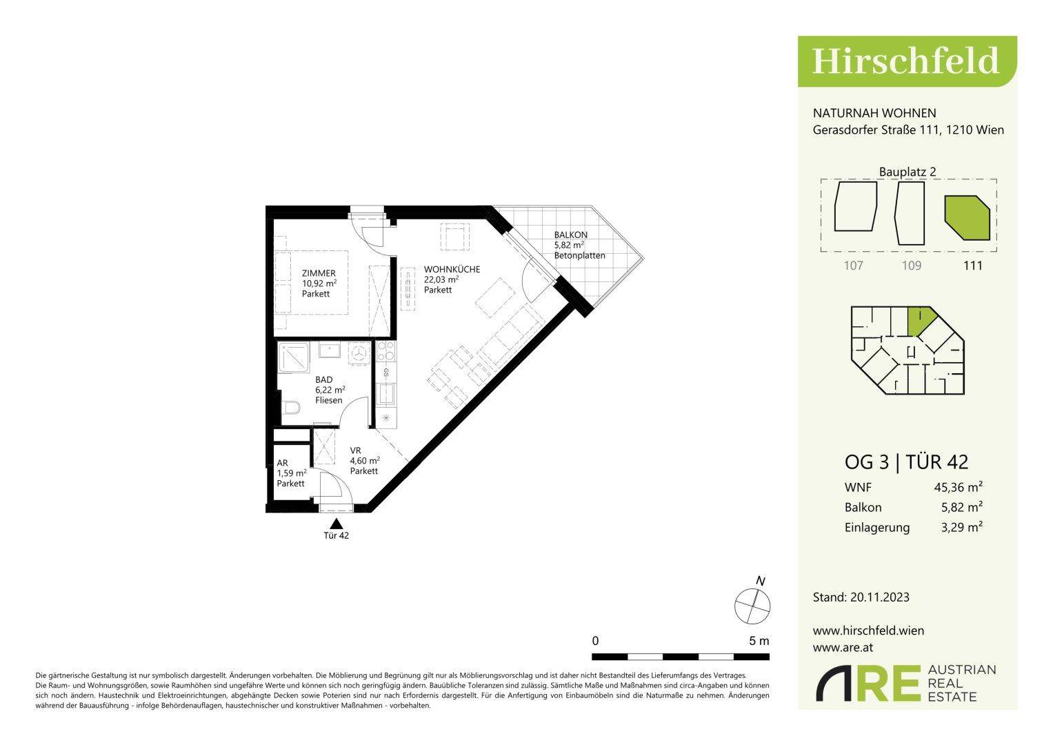 Grundriss der Wohnung OG 3 Tür 42 mit Wohnküche, Zimmer und Balkon.