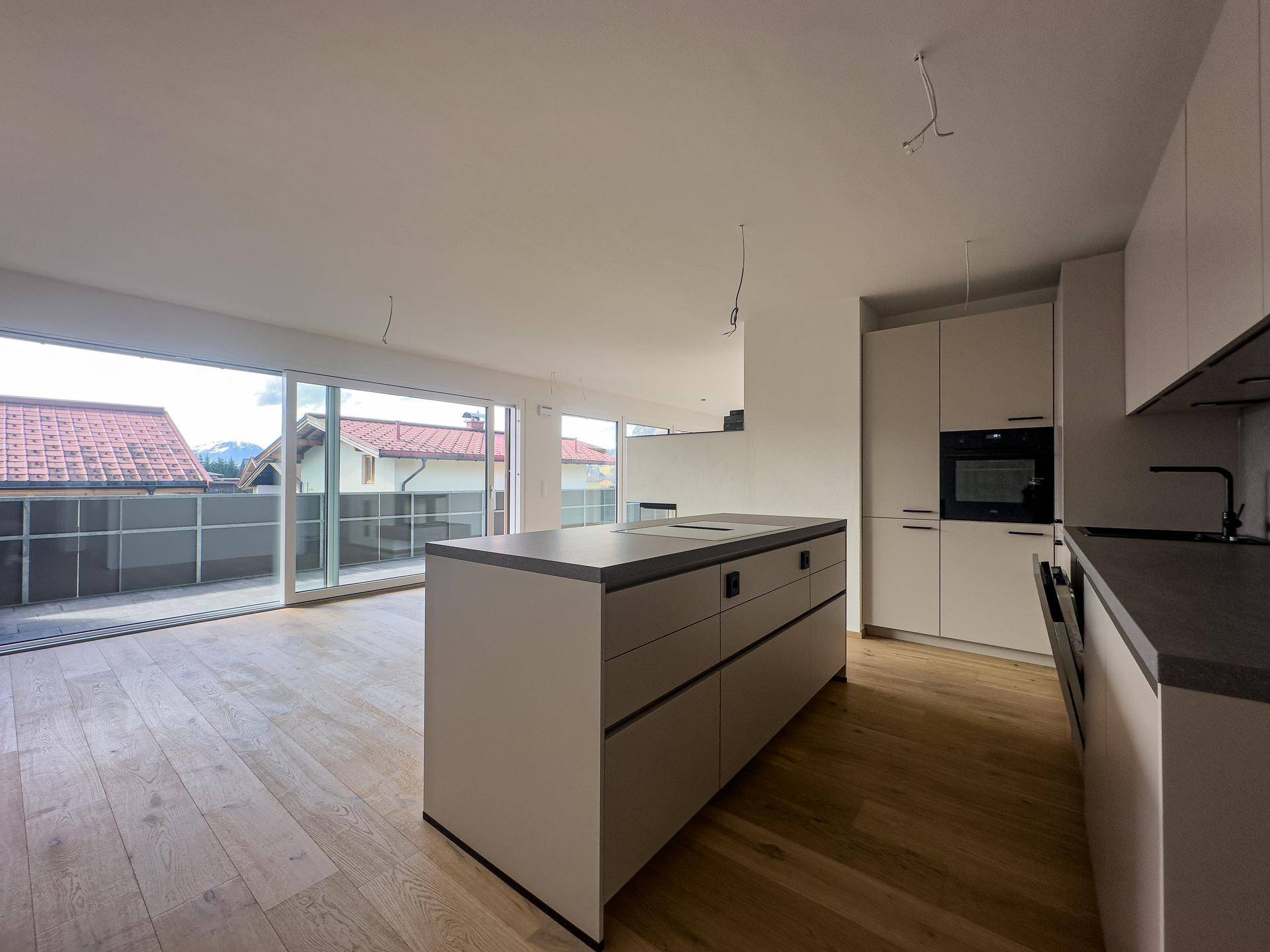 Sonnige Neubau-Dachgeschosswohnung mit Kaiserblick - Ansicht 4