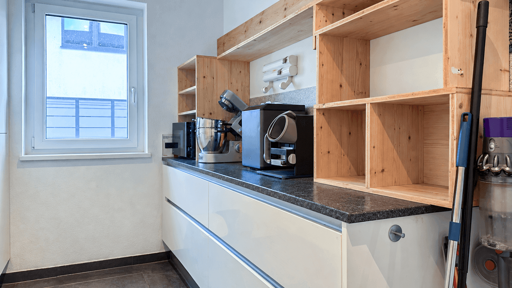 Back Kitchen