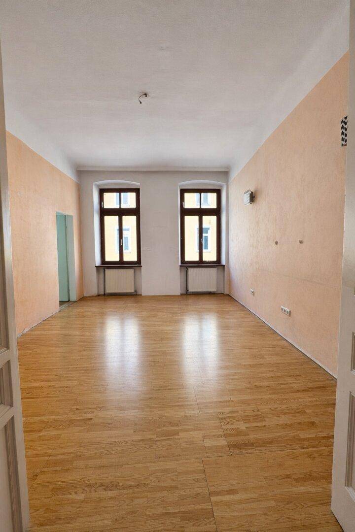 Charmante 3-Zimmer-Wohnung mit Stadtblick in 1170 Wien – teilsaniert, 61 m²!