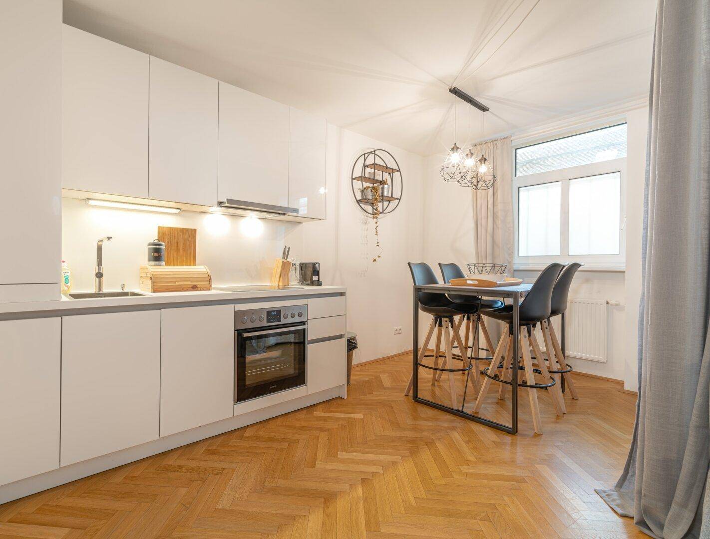 Stilvolles Wohnen in Wien: Generalsanierte Wohnung mit hochwertiger Ausstattung und Möblierung - Airbnb Nutzung möglich! - Ansicht 3
