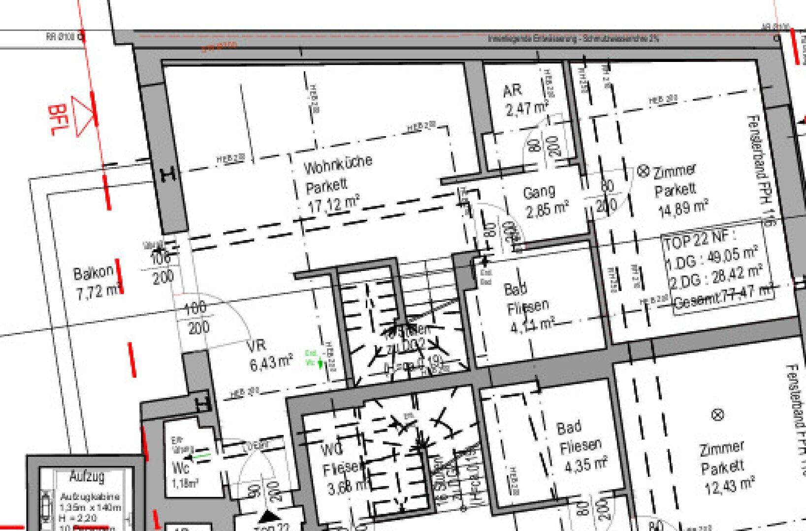 Detaillierter Grundriss einer Wohnung mit Wohnküche, Bädern und Balkon.