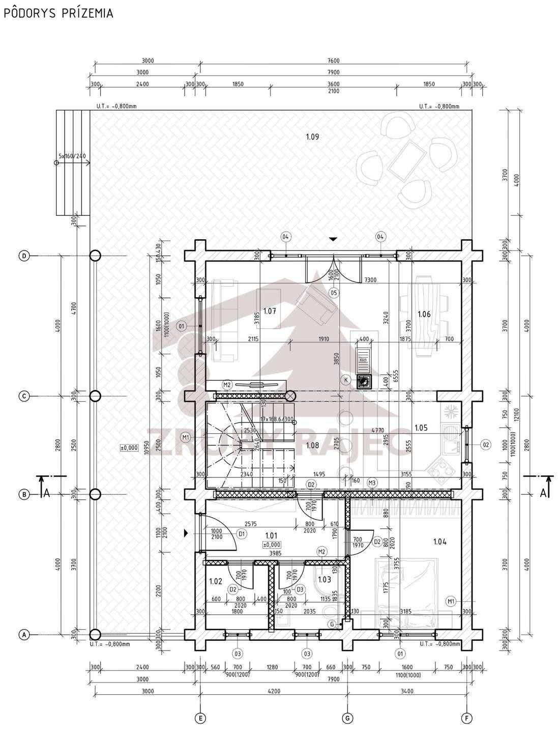 Grundriss des Erdgeschosses eines Blockhauses mit Terrasse und offenem Wohnbereich.