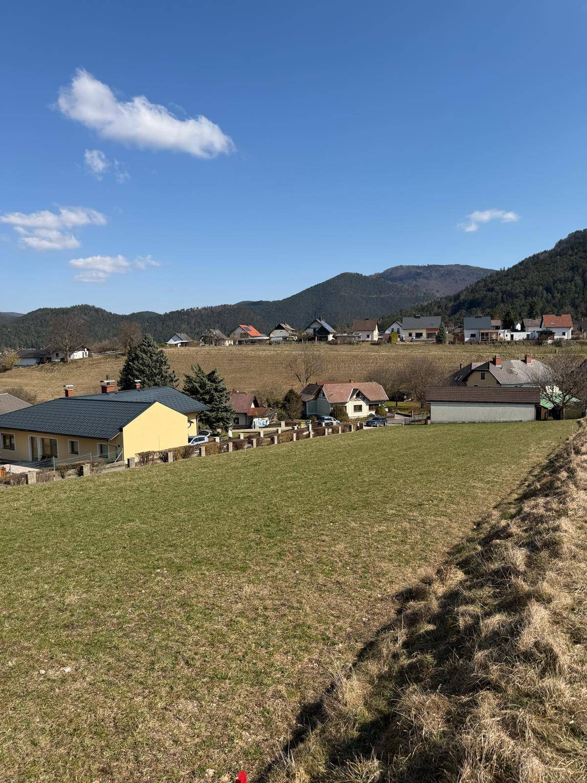 Baugrundstück mit 1092 m² in Neusiedl sofort verfügbar - Ansicht 2