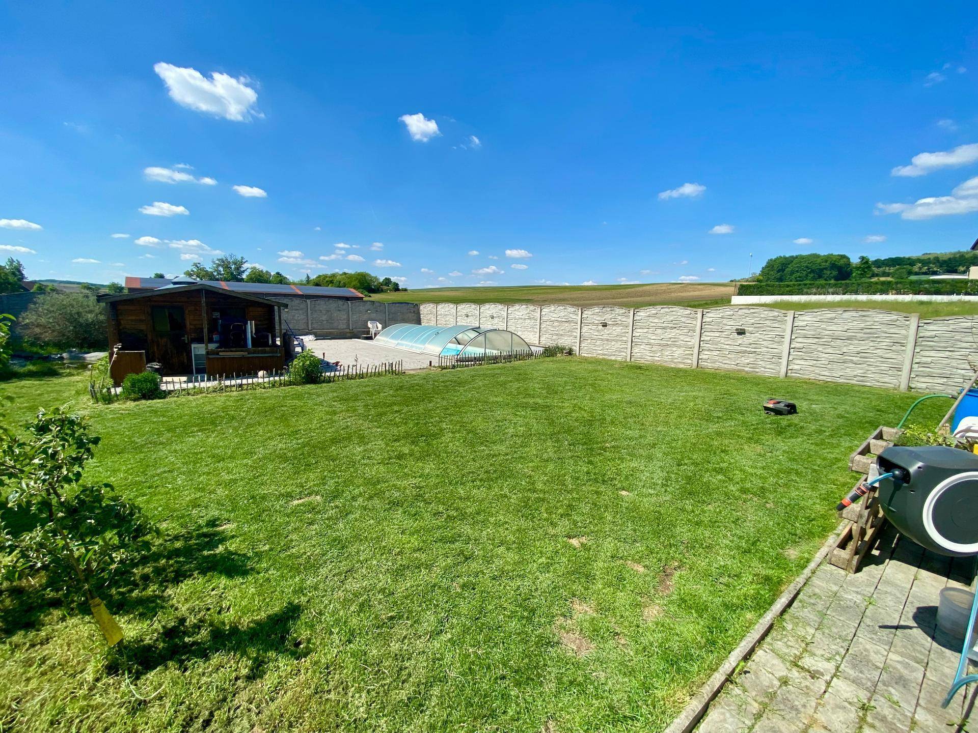 Einfamilienhaus mit Pool, großem Garten &amp; modernisierter Technik | Nähe Wien - Ansicht 4