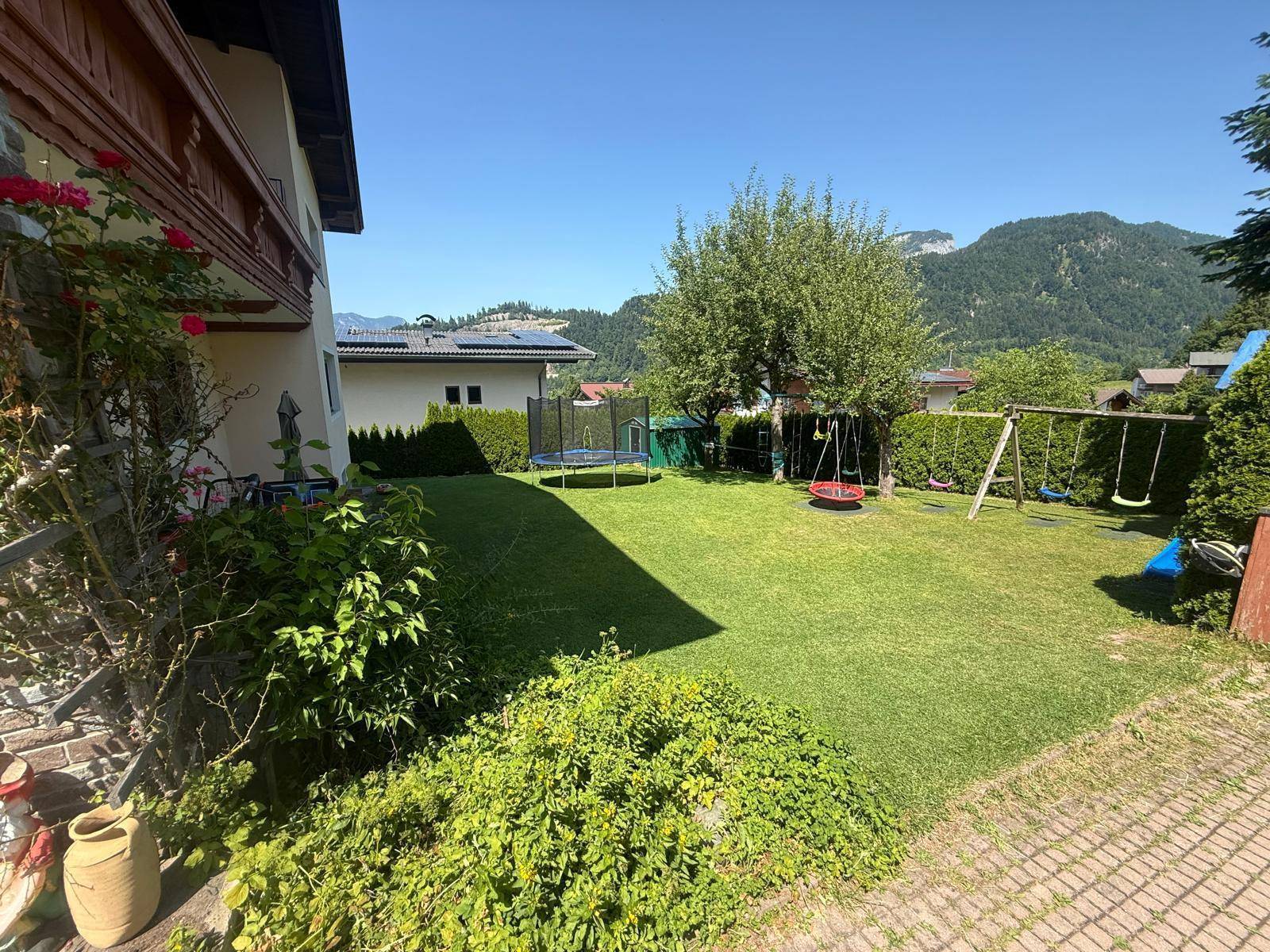 Traumhaus in ruhiger Lage mit Garten, Terrasse &amp; Kamin - Ansicht 4