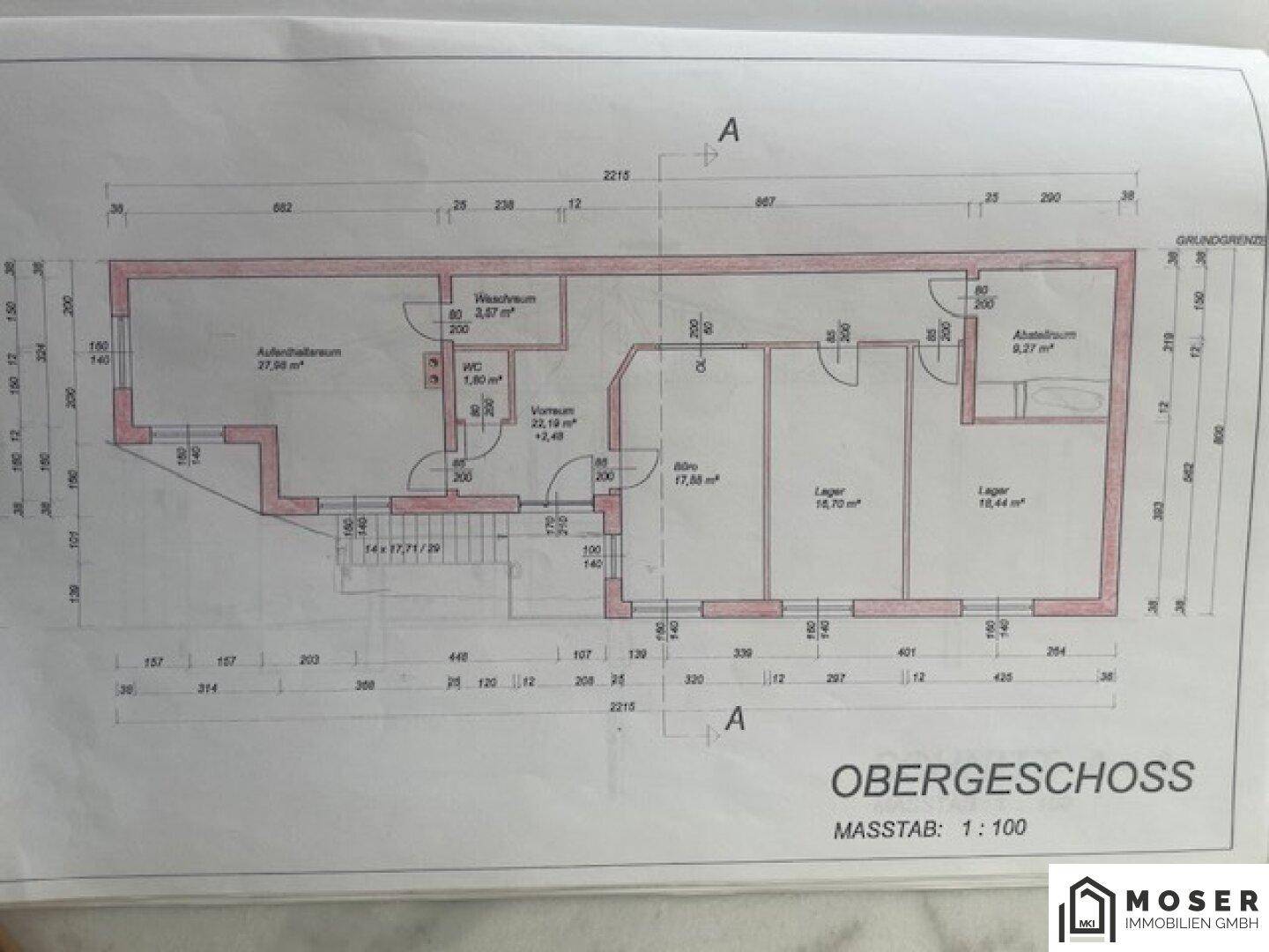 Grundriss des Obergeschosses mit Büro, Lagerflächen, WC und Vorraum.