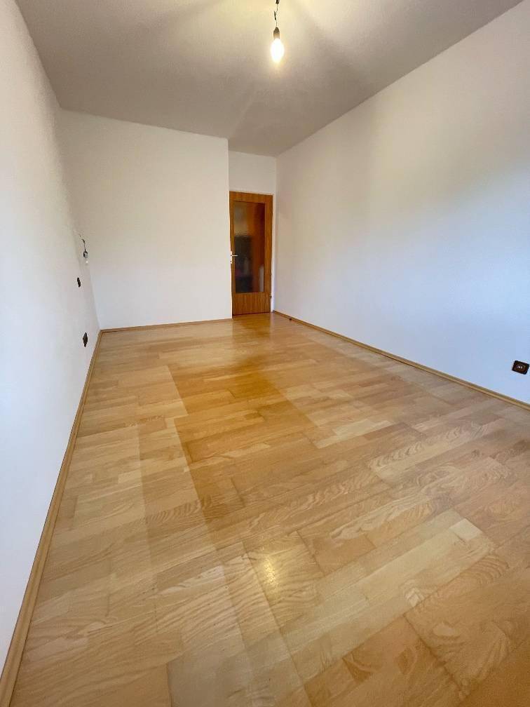 Charmante 2-Zimmer-Wohnung mit großer Loggia in Grünruhelage nahe Wien - Mehr