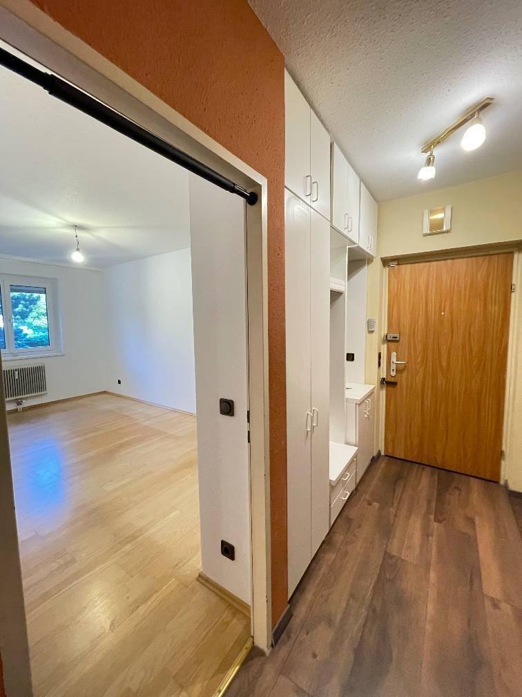 Charmante 2-Zimmer-Wohnung mit großer Loggia in Grünruhelage nahe Wien - Ansicht 5