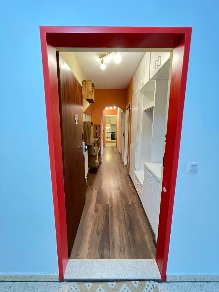 Charmante 2-Zimmer-Wohnung mit großer Loggia in Grünruhelage nahe Wien - Ansicht 2