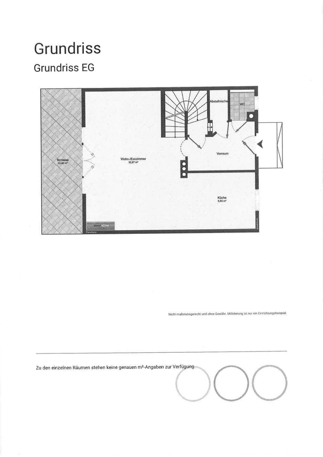 Grundriss des Erdgeschosses mit Küche, Wohn-/Esszimmer und Terrasse.