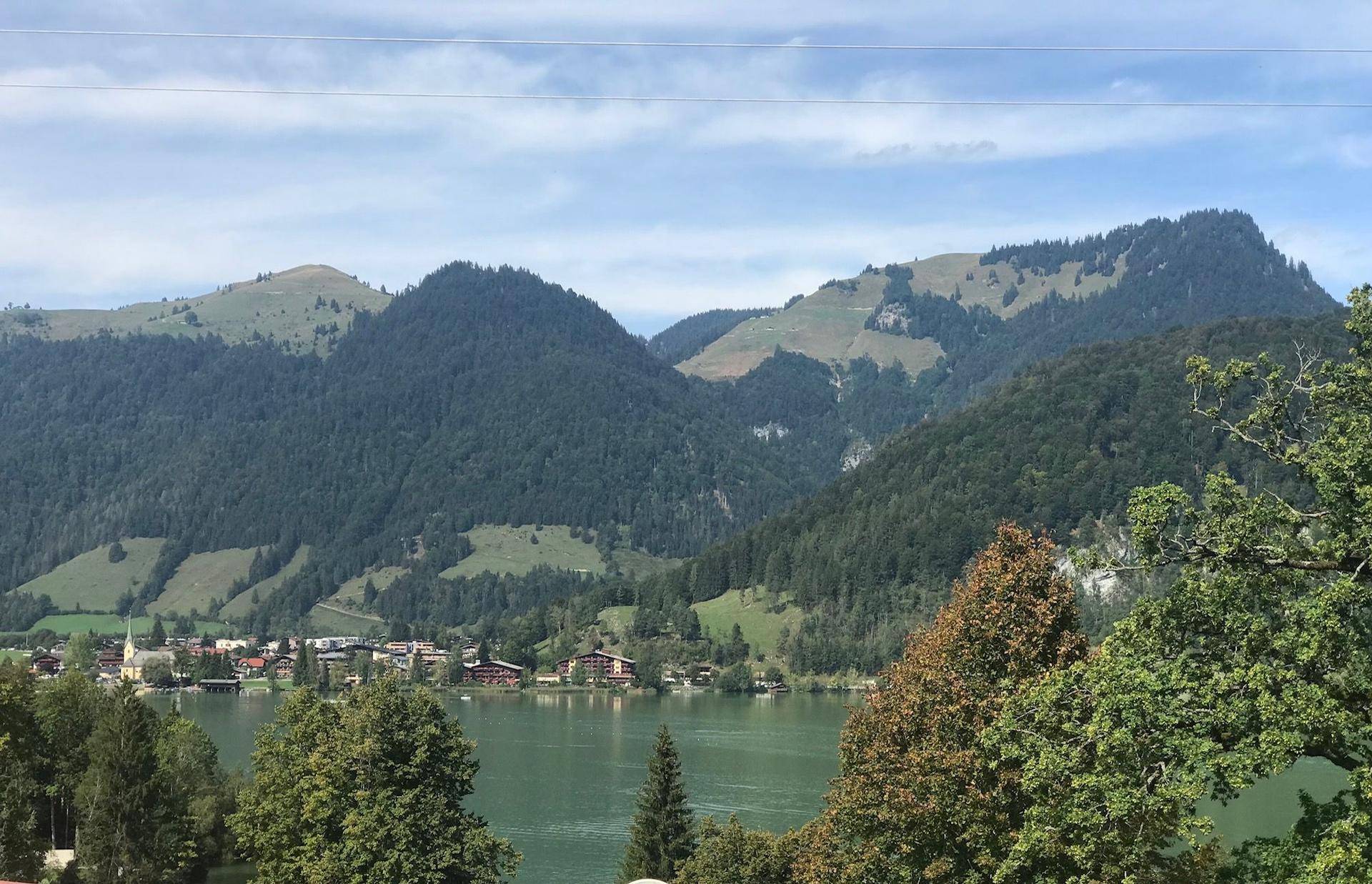 Ferienhütte auf Pachtgrund: See- und Bergblick am Walchsee in Tirol - Ansicht 2
