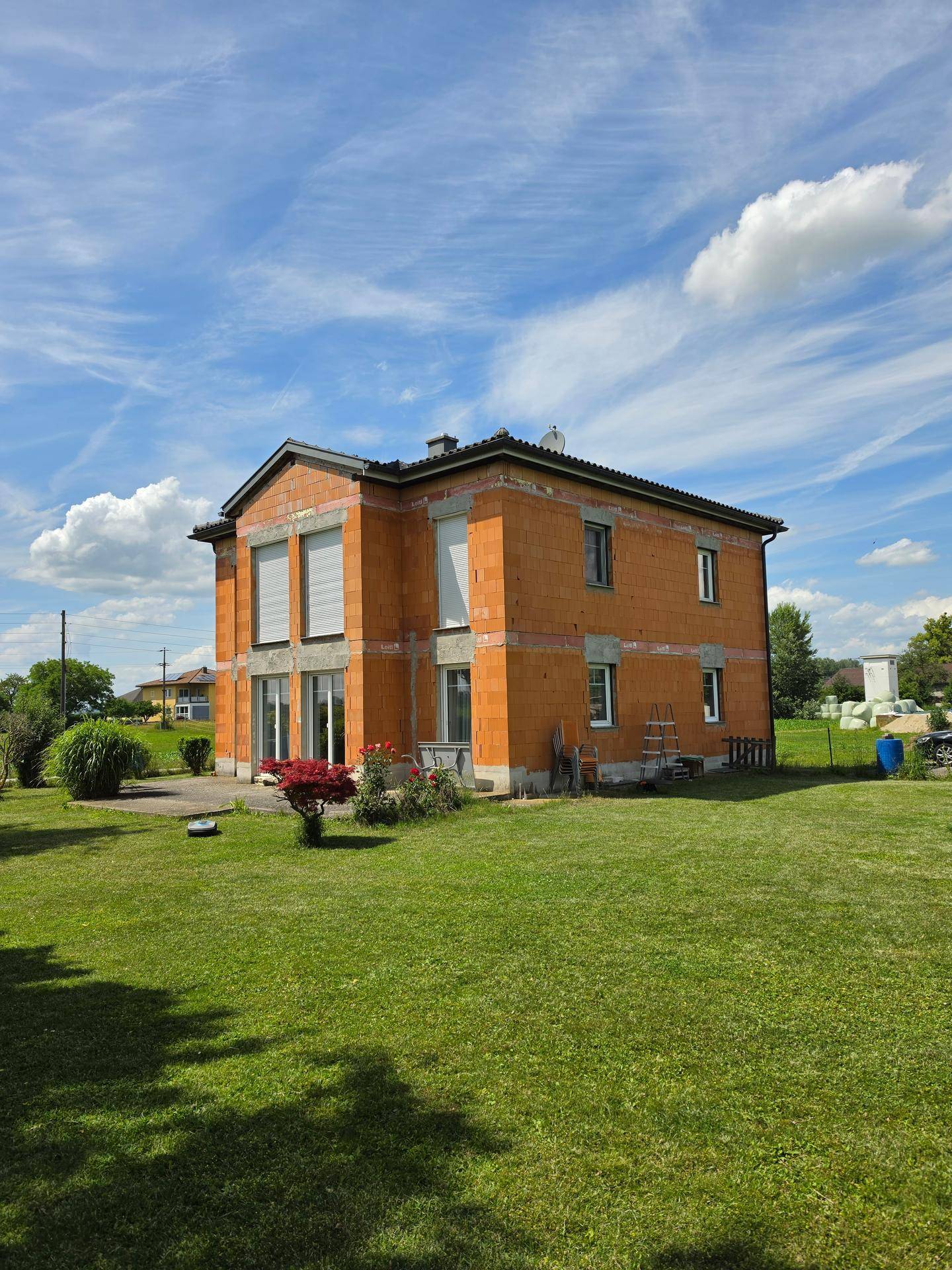 Niedrigstenergie,-Einfamilienhaus 167 m² , Grundfläche ca. 1300 m² in 4303 - Widok 2
