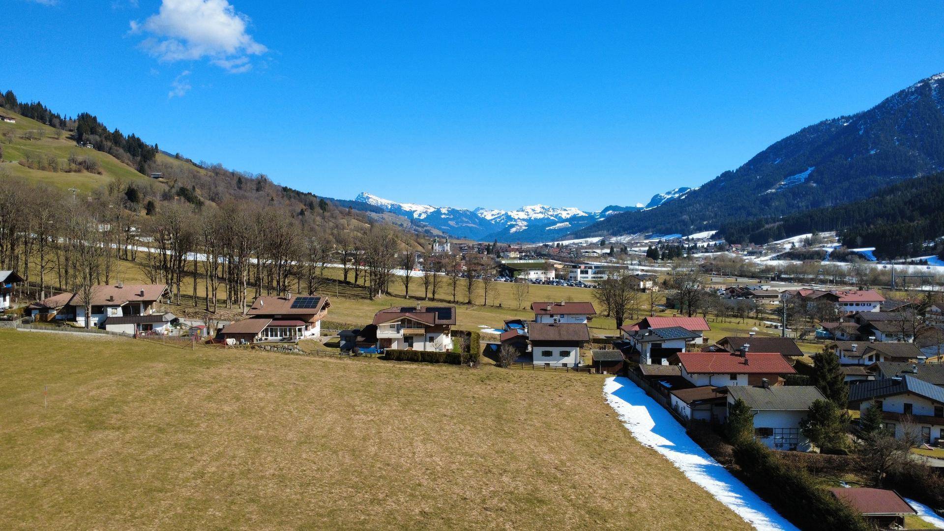 Exklusives Baugrundstück im Herzen Tirols - Ansicht 2