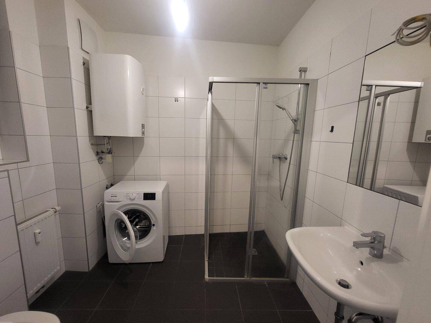 Studentenhit modern mit Balkon in guter Wohnlage - Widok 4