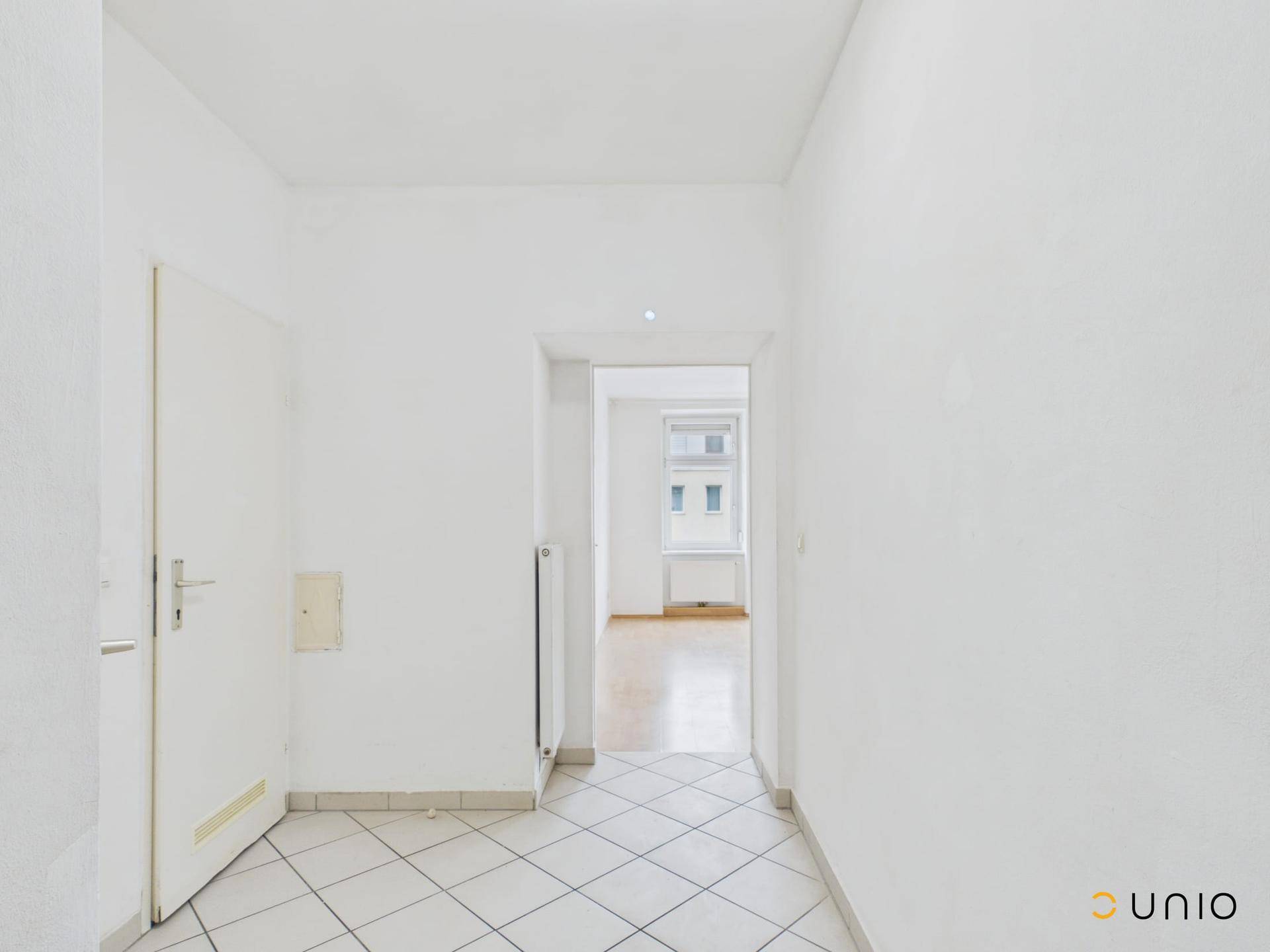 CAM01894G0-PR0322-STILL019.jpg