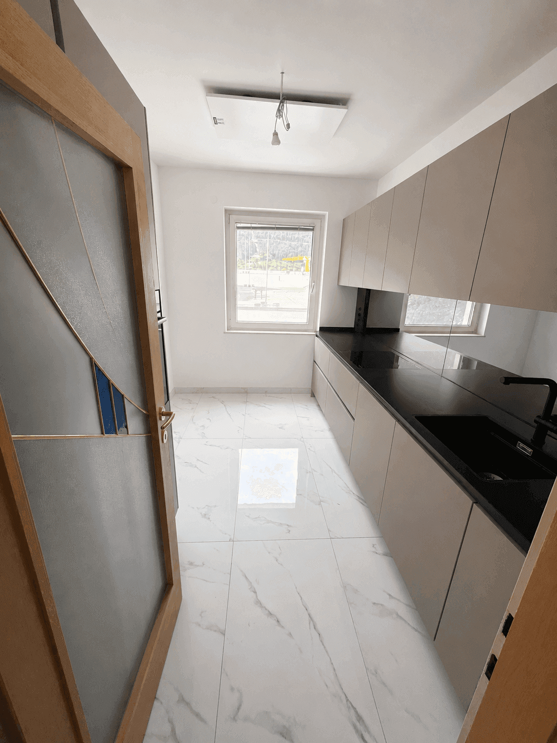 Sanierte 3.5-Zimmer Wohnung in Völs mit Top Lage - Ansicht 3
