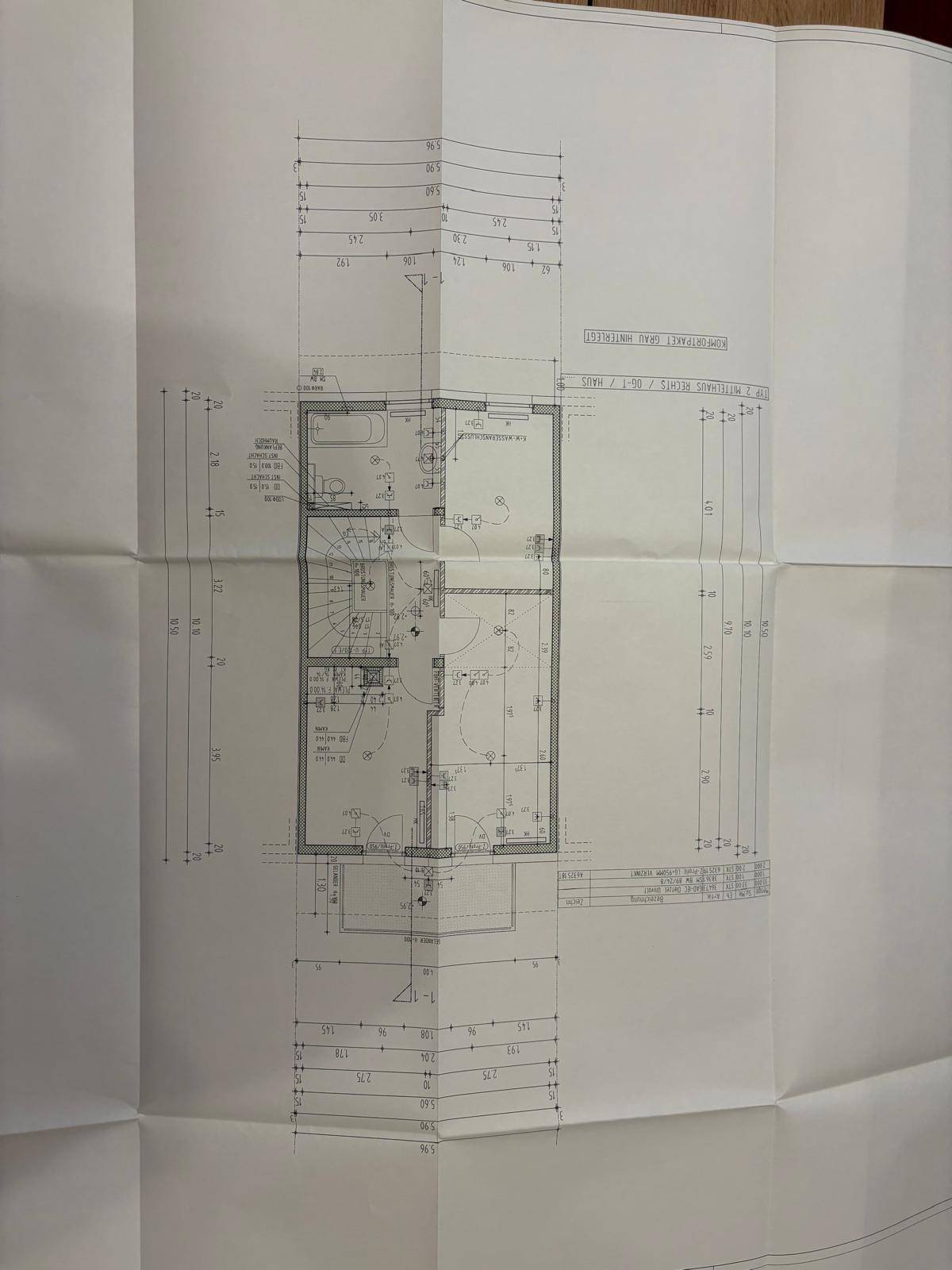 Grundriss des Obergeschosses mit Schlafzimmern und Badezimmer.