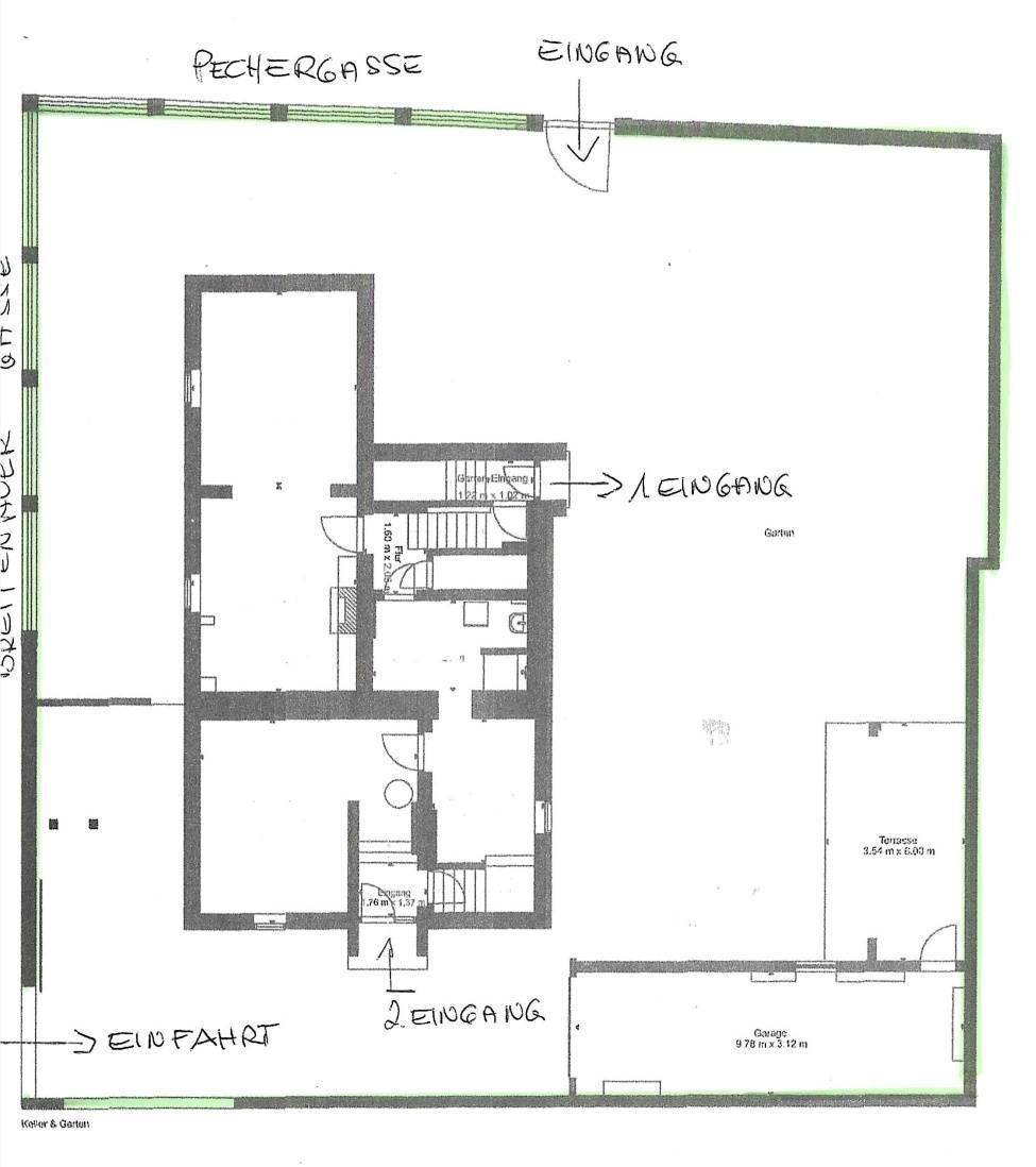 Vielseitiges Wohnhaus mit zwei unabhängigen Wohneinheiten, komplett unterkellert und mit Garage - Ansicht 6