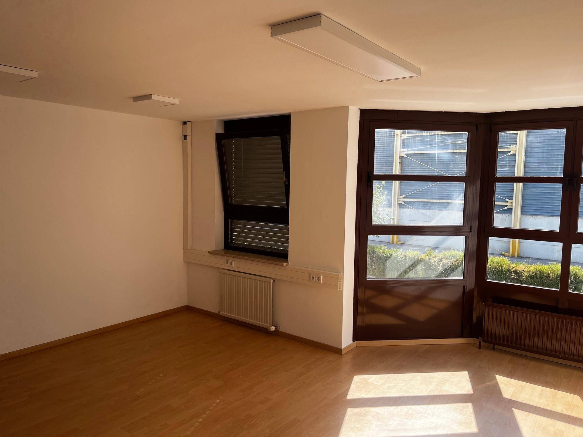 mehrere Büroeinheiten zwischen 11 und 40 m² in Thaur ab August 2026 mietbar - Ansicht 5