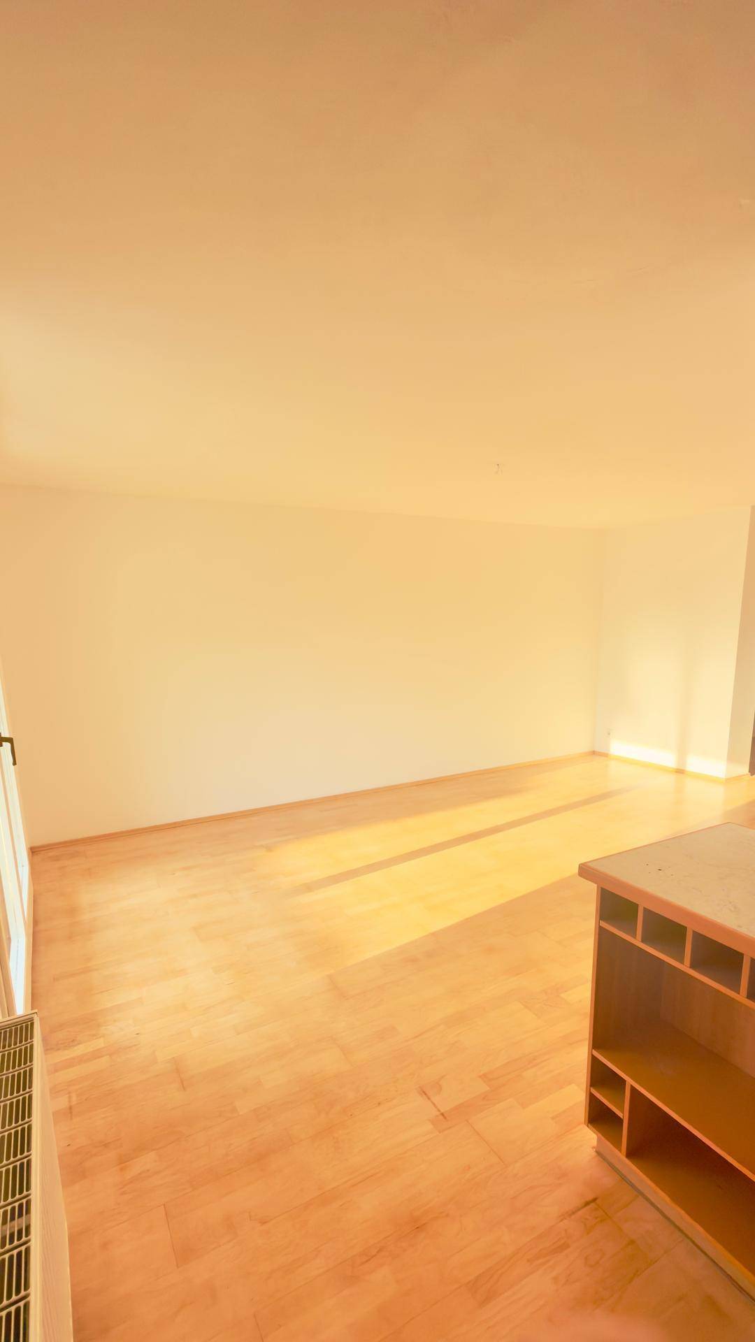 Sonnige 4-Zimmer-Wohnung mit großer Terrasse &amp;Tiefgaragenplatz inkl. Betriebskosten in Salzburg- Alt Liefering - Ansicht 5