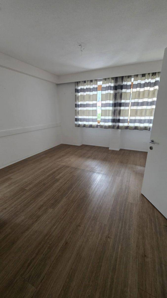 Helle Geschäftsräume (bisherige Praxis) mit 95 m² und 4 Parkplätzen ab sofort zu mieten - Ansicht 6