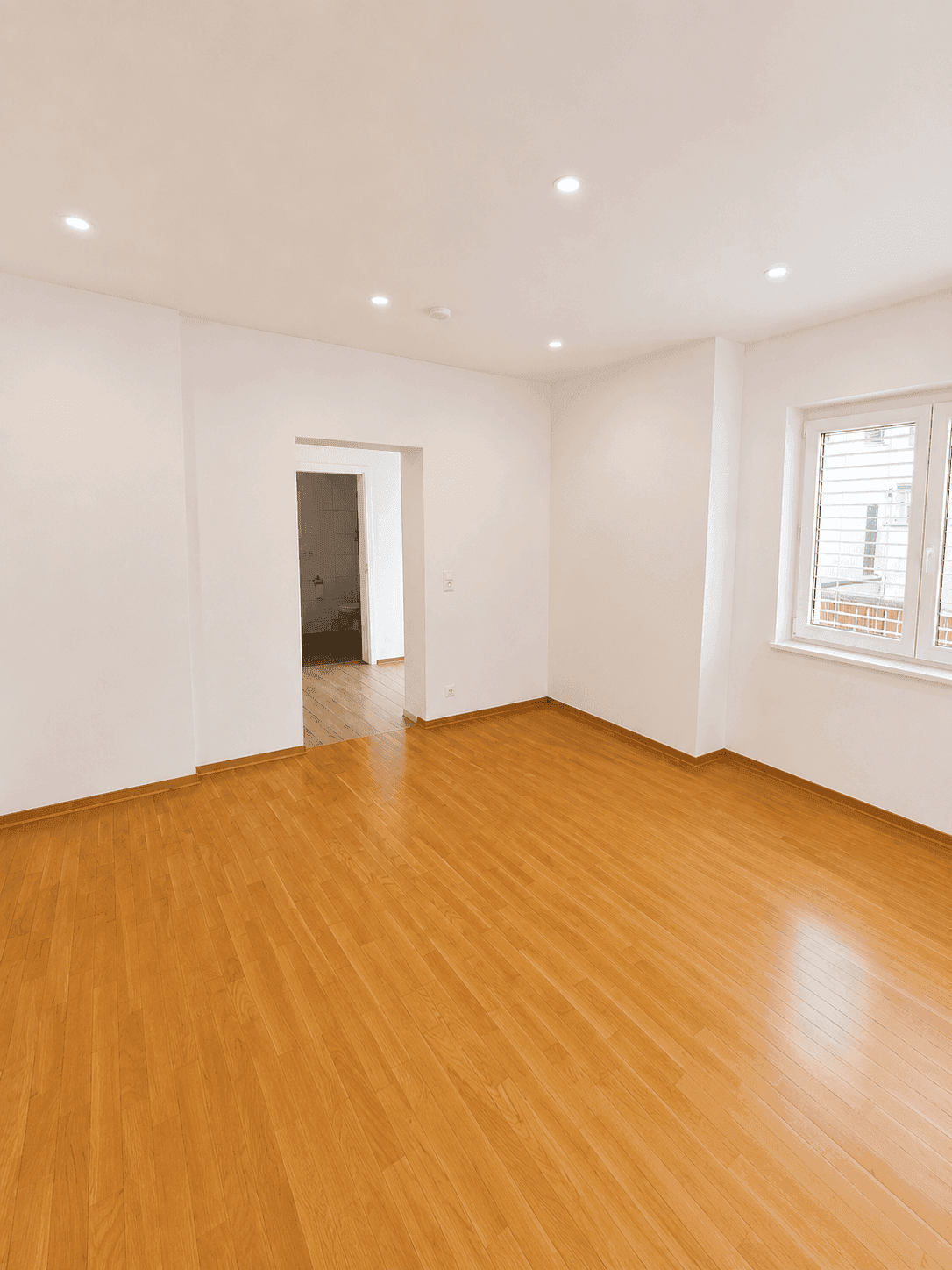 Schöne 3-Zimmer-Gartenwohnung in zentraler und ruhiger Lage in Wattens - Ansicht 2