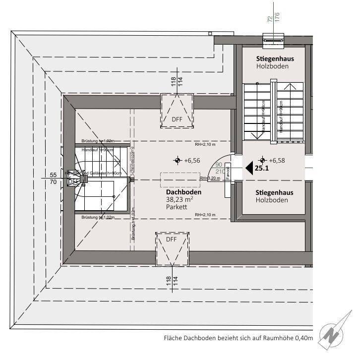Grundriss des Dachgeschosses mit Dachbodenfläche und Zugang über das Treppenhaus.