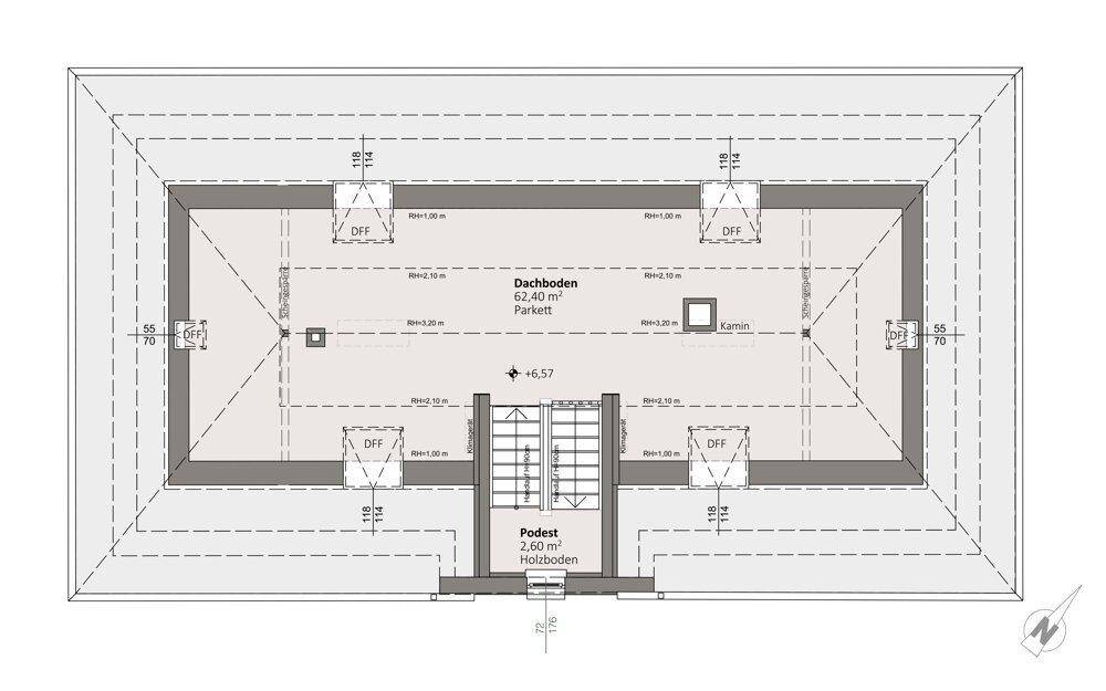 Grundriss des Dachbodens mit großem, offenem Raum und Dachfenstern.