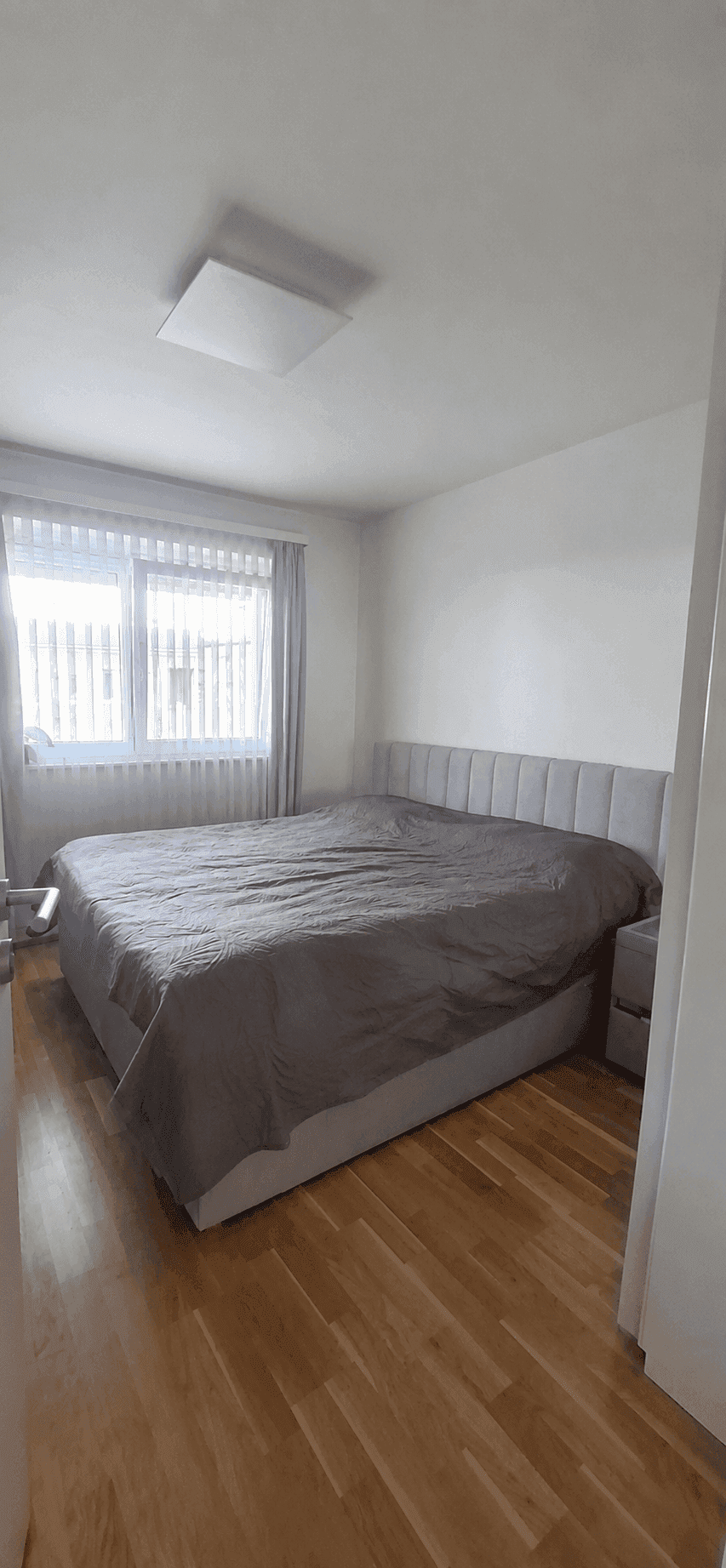 Privatverkauf: Helle 3-Zimmer-Eigentumswohnung mit Lift, Tiefgarage und überdachtem Balkon. - Ansicht 6