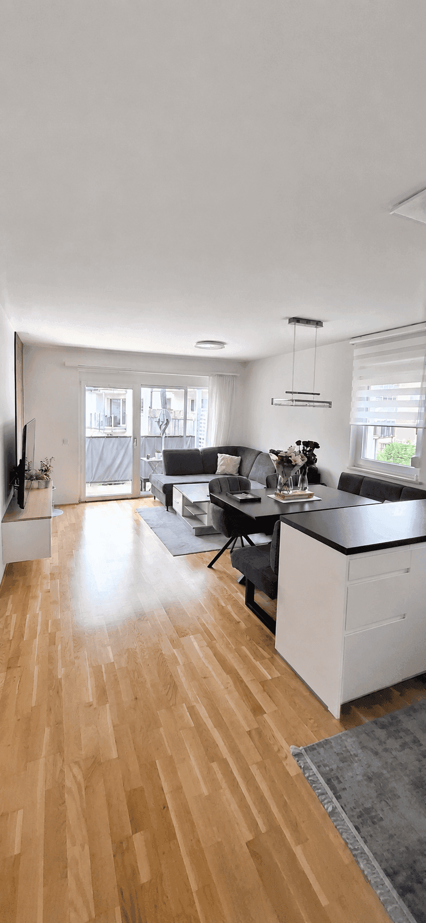 Privatverkauf: Helle 3-Zimmer-Eigentumswohnung mit Lift, Tiefgarage und überdachtem Balkon. - Ansicht 5
