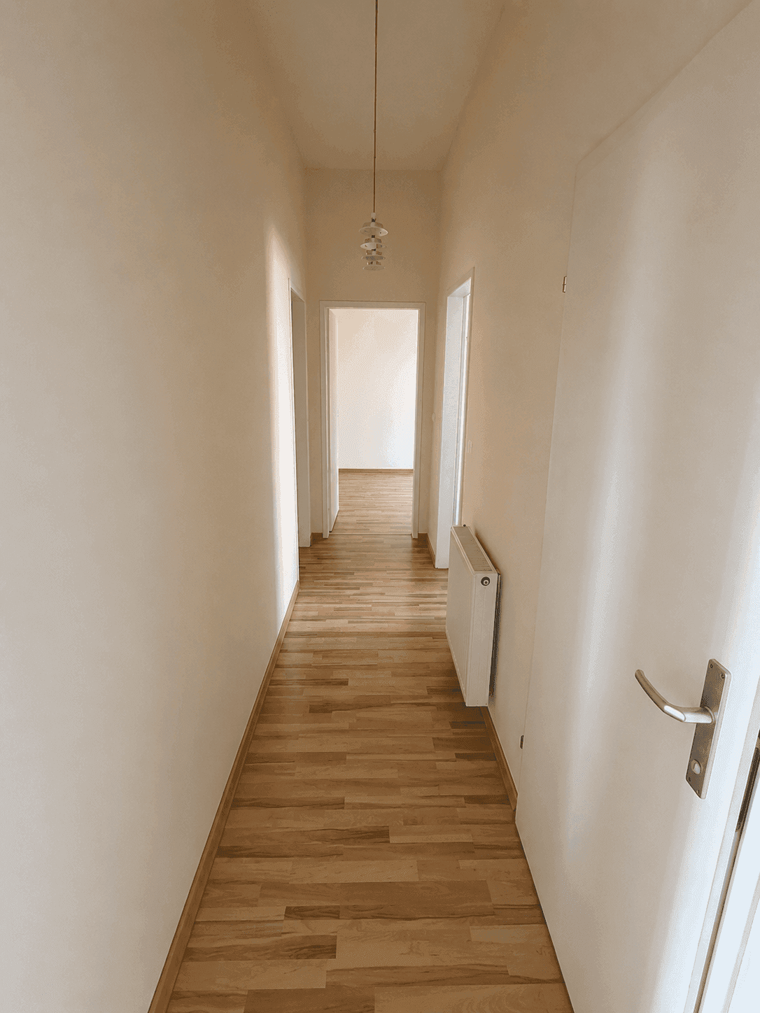 Familienfreundliches Reihenhaus mit Keller und Garten nahe Wien - Ansicht 5