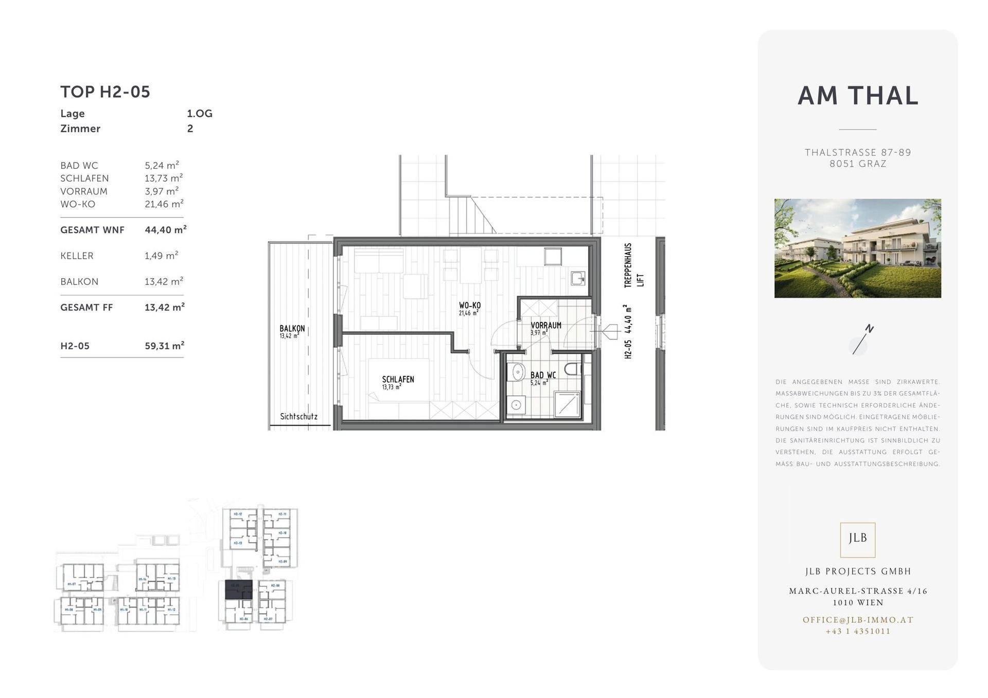 Detaillierter Grundriss einer Wohnung mit Schlafzimmer, Bad und Balkon, inklusive Flächenangaben.