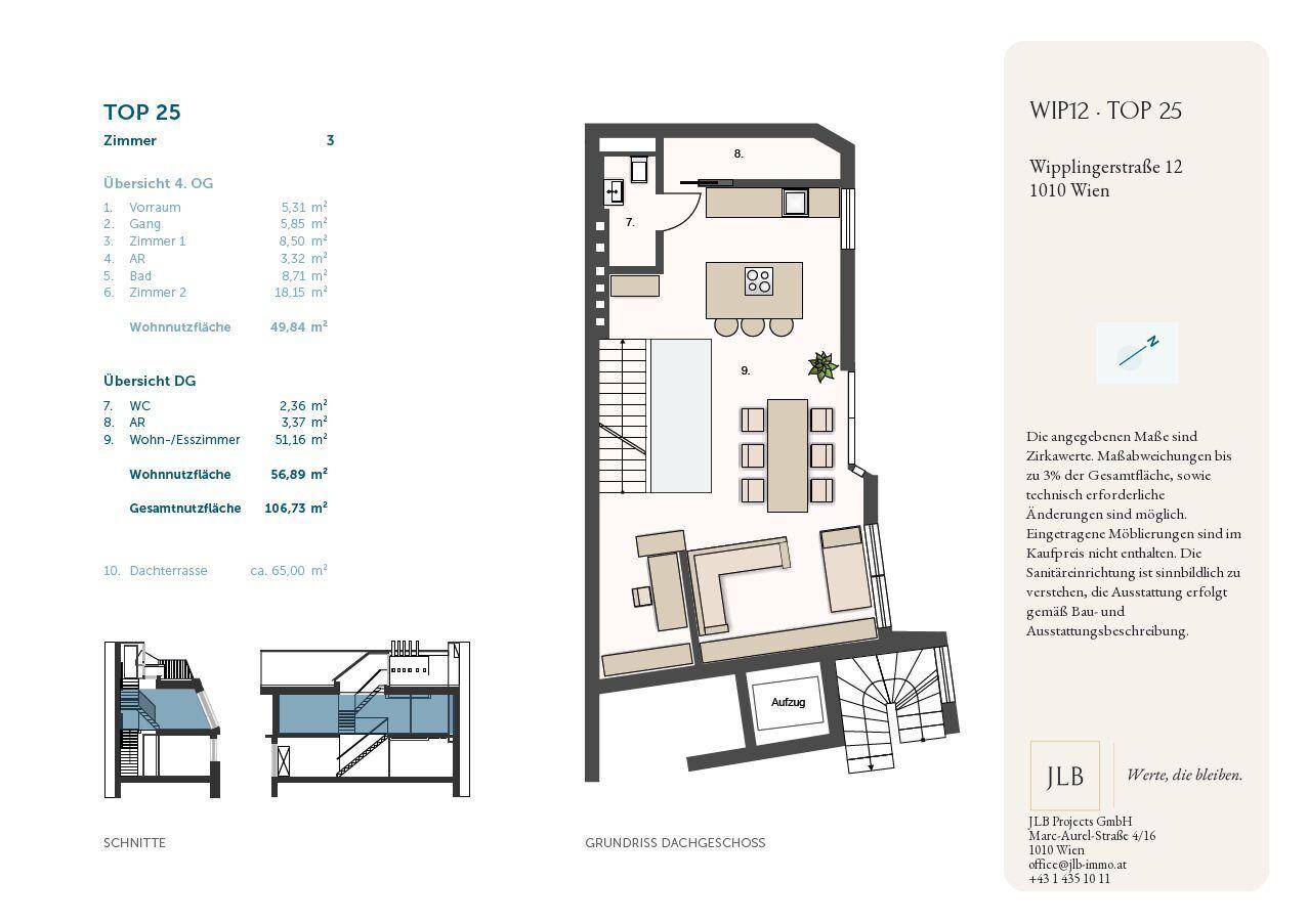 Grundriss des Dachgeschosses mit offenem Wohn-Essbereich, Küche und Balkon.