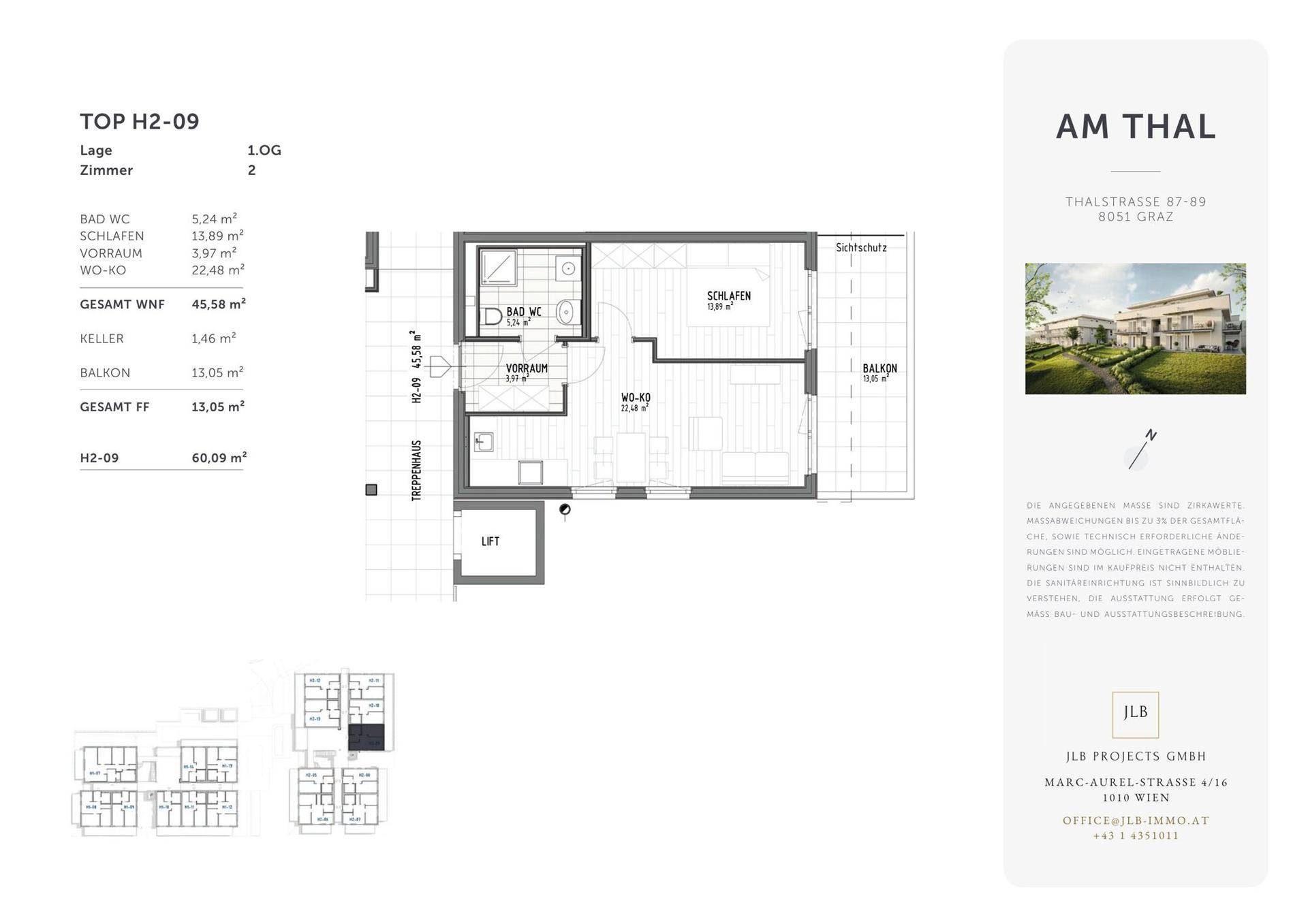 Detaillierter Grundriss einer Wohnung mit Zimmeraufteilung, Balkon und Liftzugang.