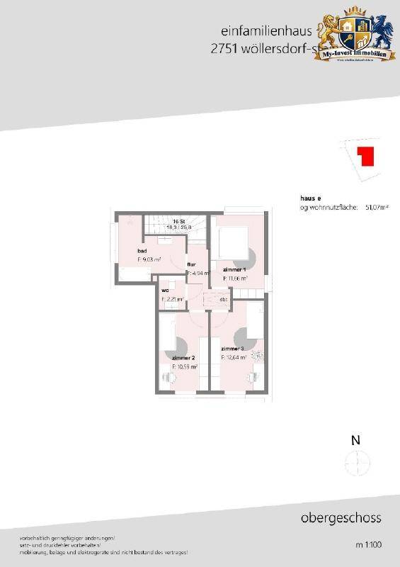 Grundriss des Obergeschosses eines Einfamilienhauses mit drei Schlafzimmern und zwei Bädern.