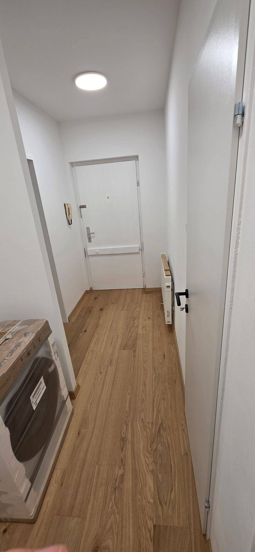 Modern, fully renovated 2-room apartment with balcony in 1060 Vienna (Webgasse) - Private Rental (No Commission) - Ansicht 4