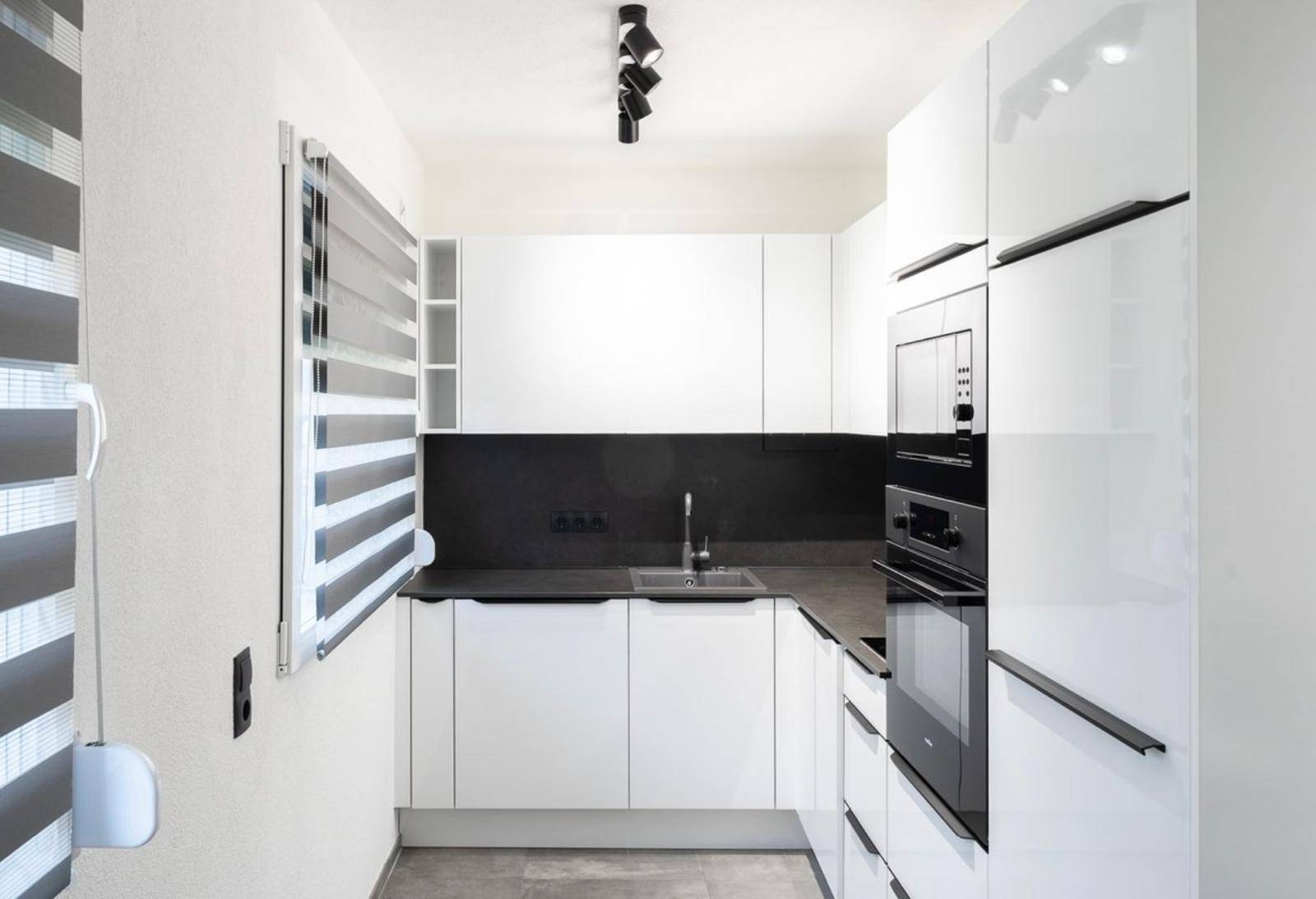 Möbliertes 1,5-Zimmer-Apartment mit Balkon in Innsbruck/Arzl - Ansicht 2