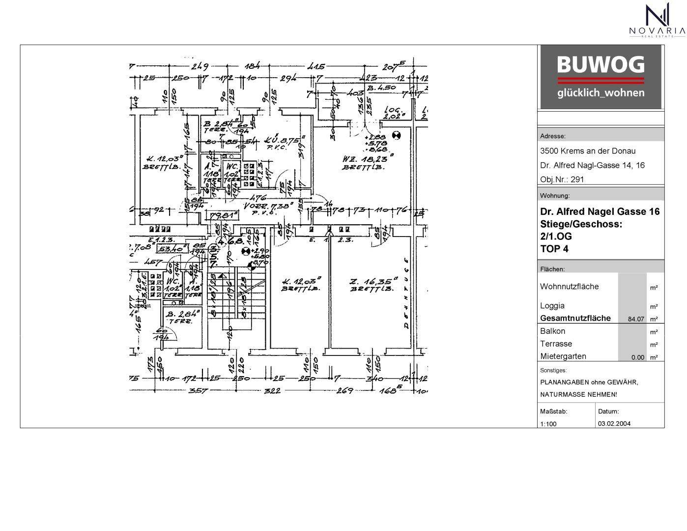 Grundrissplan einer Wohnung mit Raumaufteilung und Maßen.