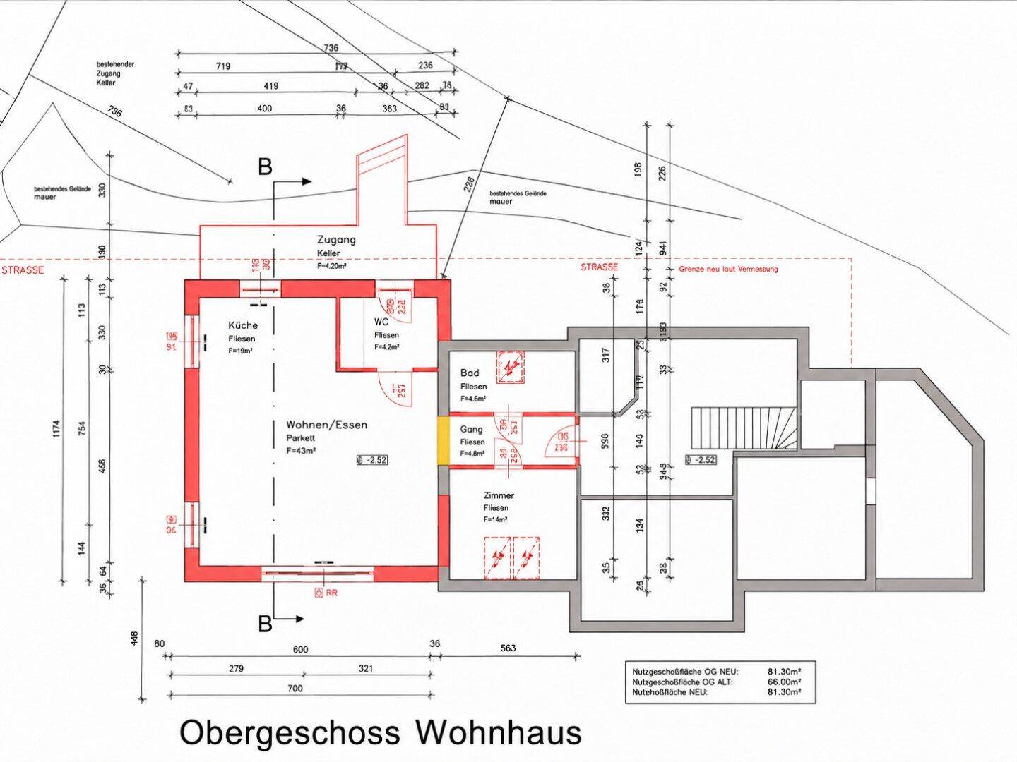 Grundriss des Obergeschosses mit Wohn-Essbereich, Küche und Bad.
