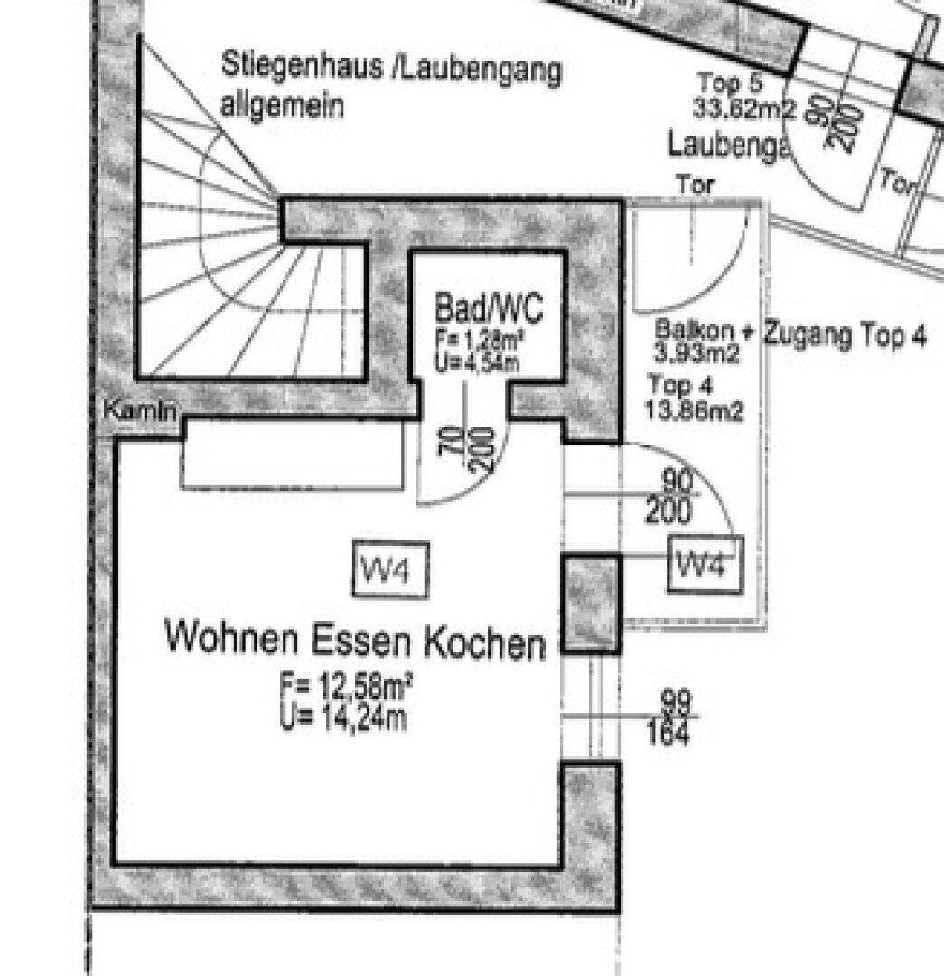 Grundriss zeigt einen offenen Wohn-Ess-Kochbereich, Bad/WC und Balkonzugang.