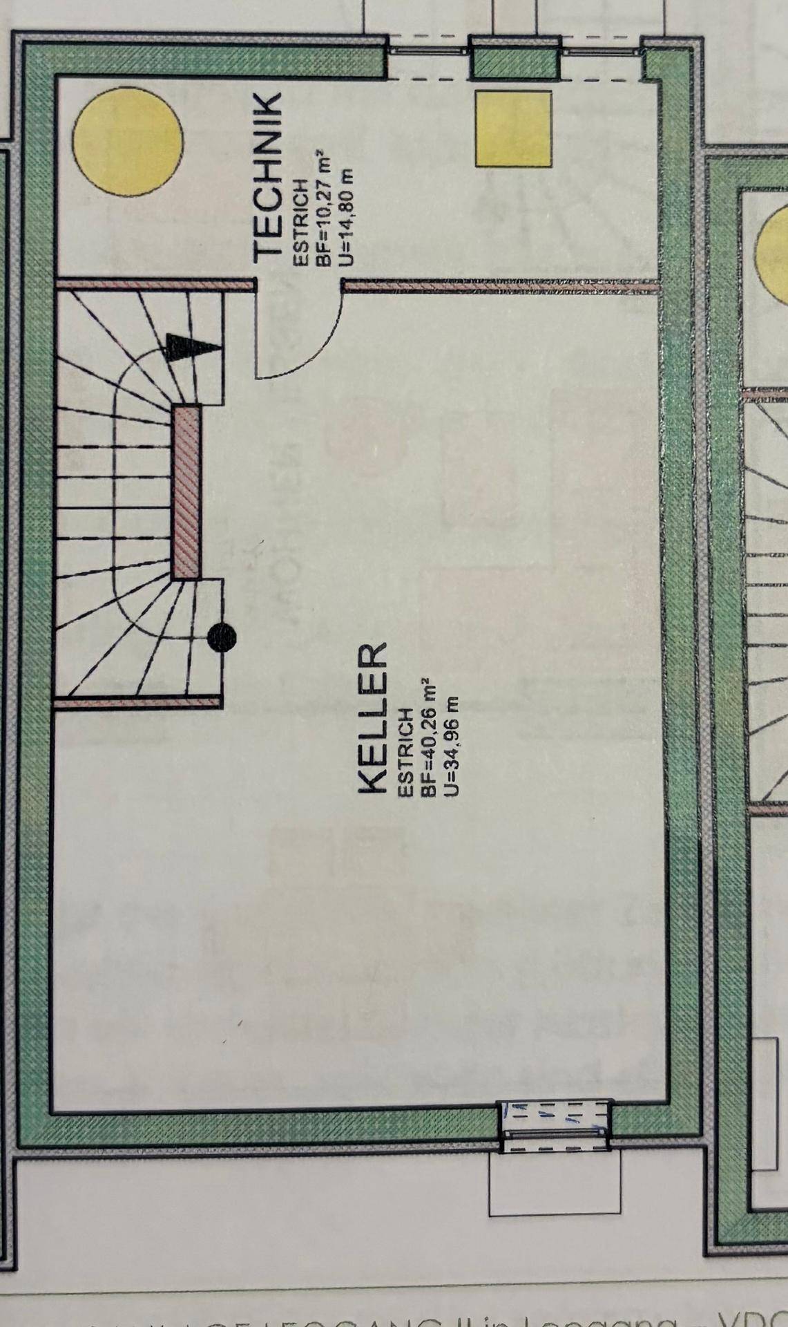 Grundriss des Kellergeschosses mit Technikraum und großem Kellerbereich.